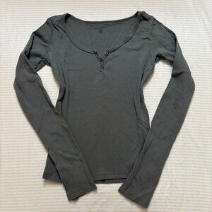 Brandy Melville Zelly long sleeve top